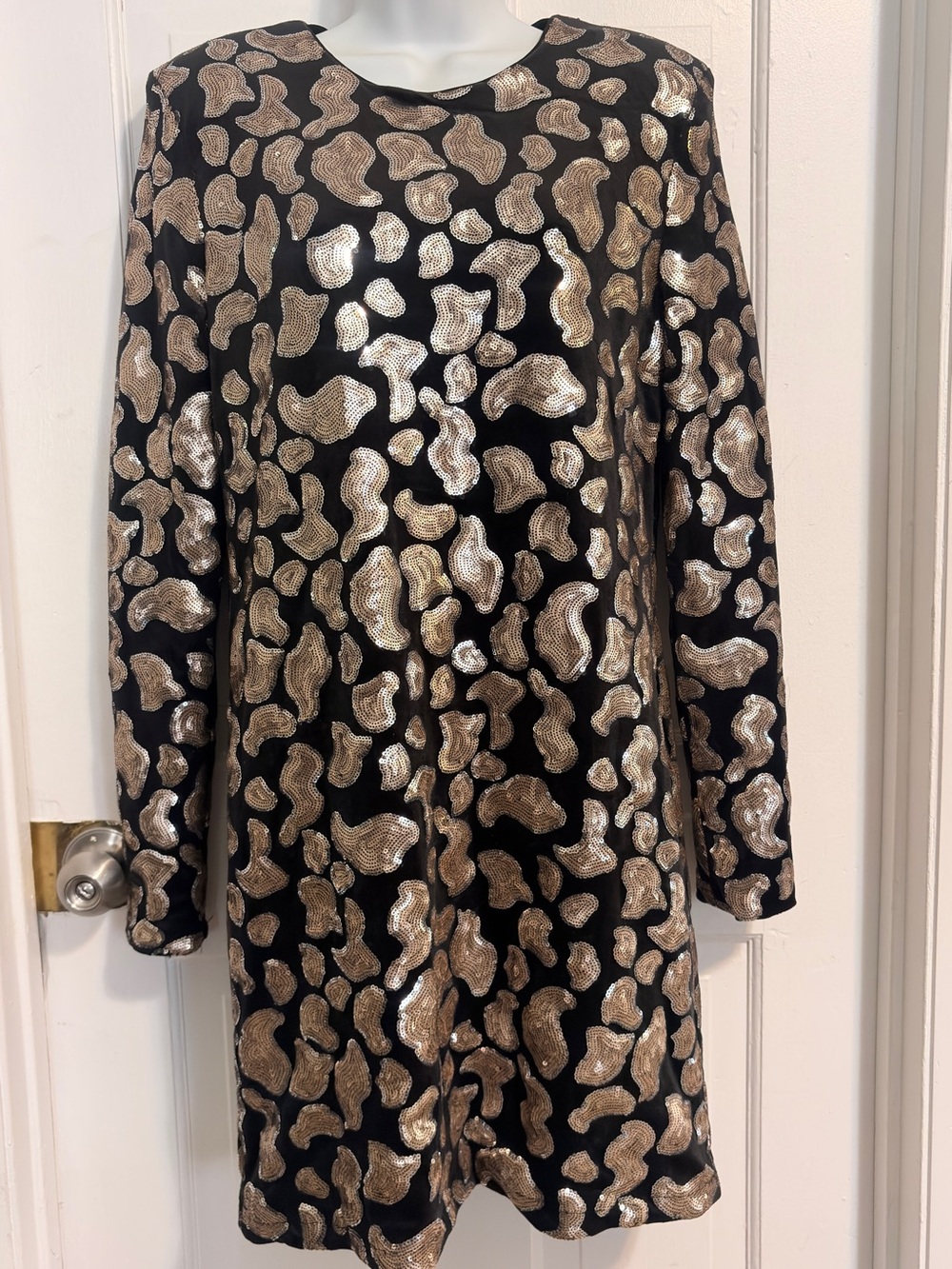 H&M Dress - Picture 2 of 6